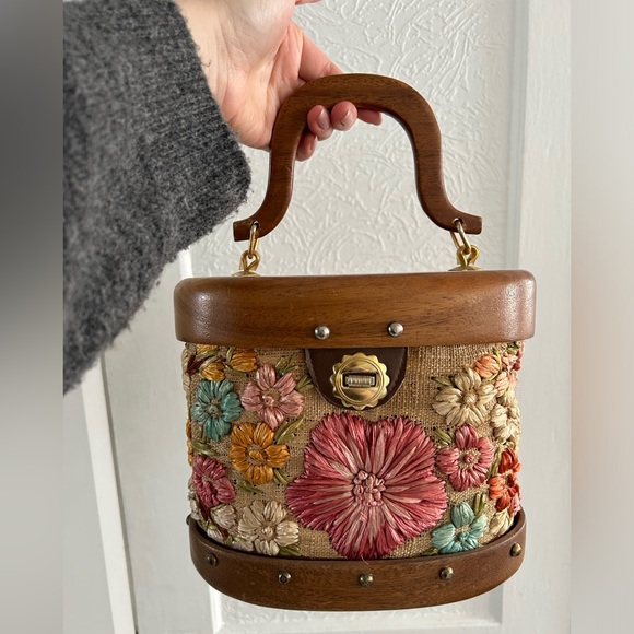 Handmade vintage rafia purse - Picture 2 of 5